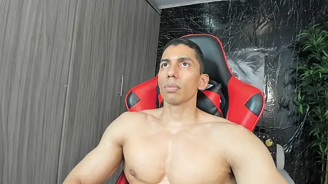 Chat XXX Live Erik_castle