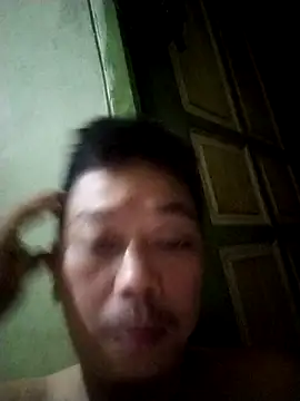 9WallaKWoodB Pertunjukan Webcam