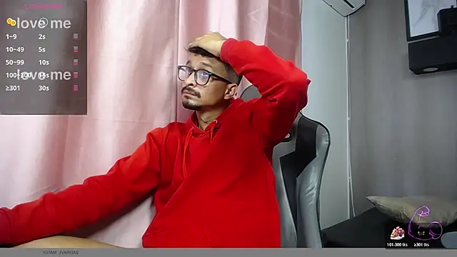 Amir_guy_ Live XXX-chat