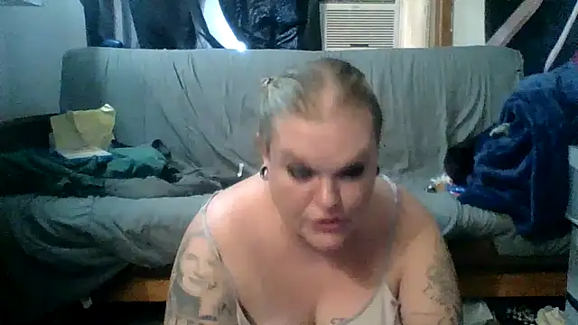curvy420queenのウェブカメラショー