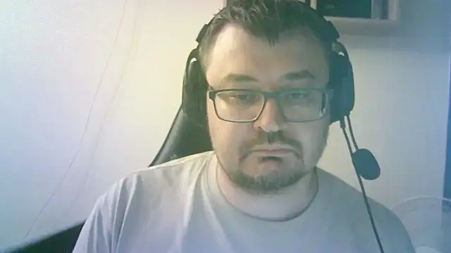 SirAbuser live XXX chat