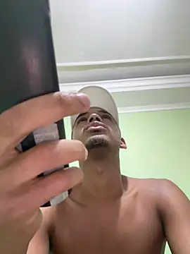 Chat +18 de pretin19cm1 ao vivo