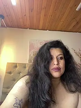 Chat +18 de Andrea_secret_ ao vivo