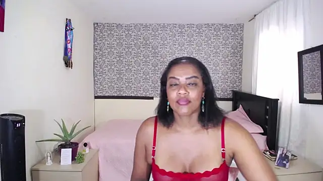 دردشة EvaFoxter الجنسية المباشرة