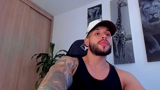 Santos_ramirez1 Adlı Modelin Canlı XXX Sohbeti