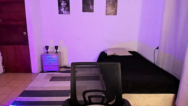 mateo_jack Adlı Modelin Canlı XXX Sohbeti