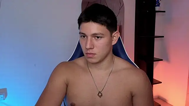 JamesCr_n Live XXX chat