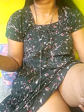 Webkamerová show Tamil_hot_leena