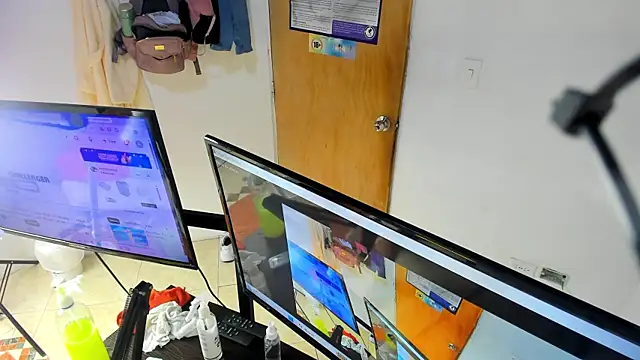 nymera_chaos' Webcam Show
