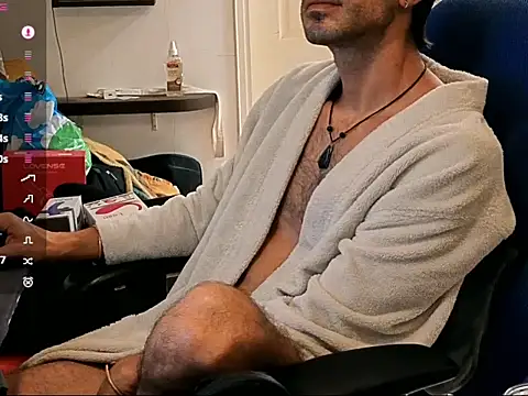 CuriousGeniee Chat XXX in diretta