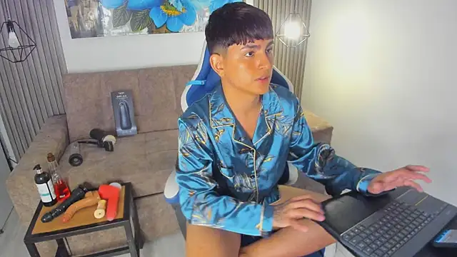 Lyam_ap live XXX chat