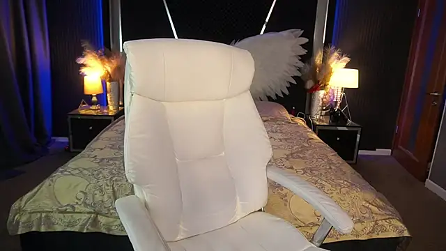 Chat +18 de LizzaMoonn ao vivo
