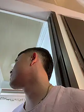 SAMY_AND_FRIENDSS' Live XXX Chat