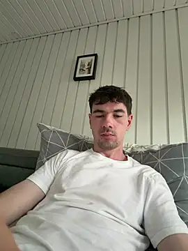 Chat XXX ao vivo de Emil06_
