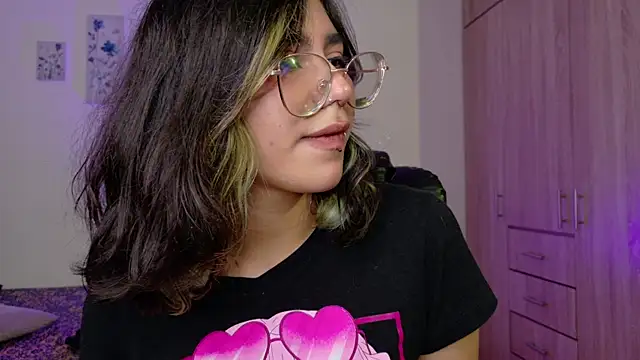 Chatroom XXX en direct de Alejaa_storm
