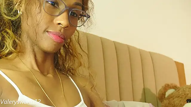 دردشة Valery_Swan1 الجنسية المباشرة