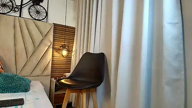 isabella_luxet's Live XXX Chat