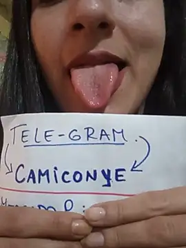 Chatroom XXX en direct de Camilitah