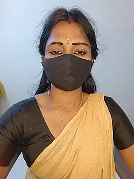 Show modela YALINITWO7_TAMIL na web-kameri