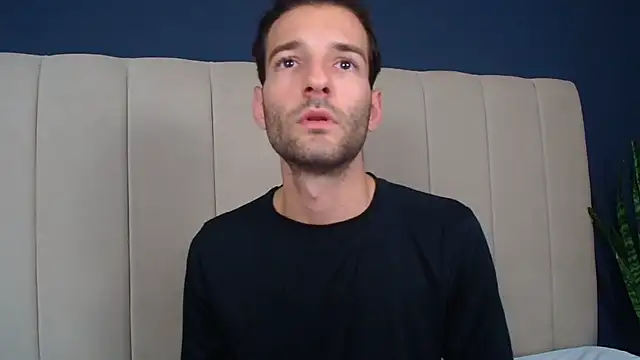 Chatroom XXX en direct de Christopher_saint
