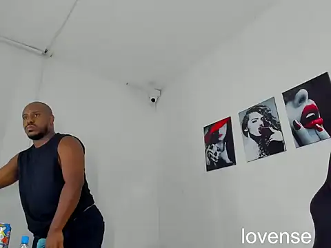 Chatroom XXX en direct de AlessandroHammed