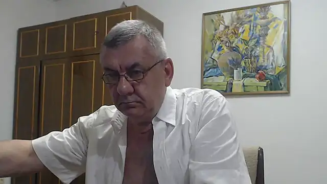 Show modela machomale3 na web-kameri