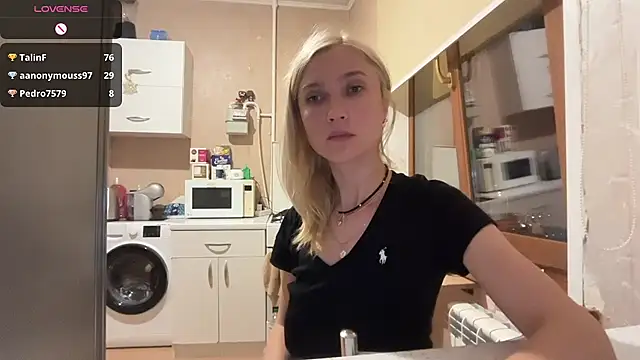 Chatroom XXX en direct de AngelJeni