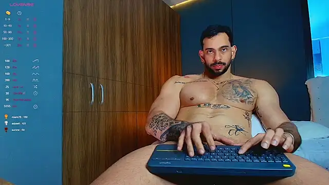 massimo_visconti: вебкам-шоу
