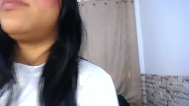 Chatroom XXX en direct de Bicky_25