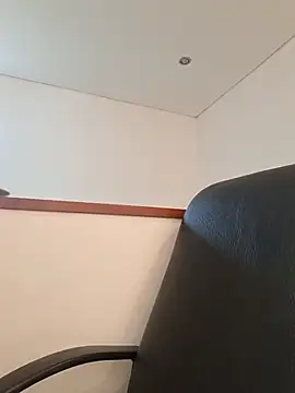 Luianna Adlı Modelin Canlı XXX Sohbeti