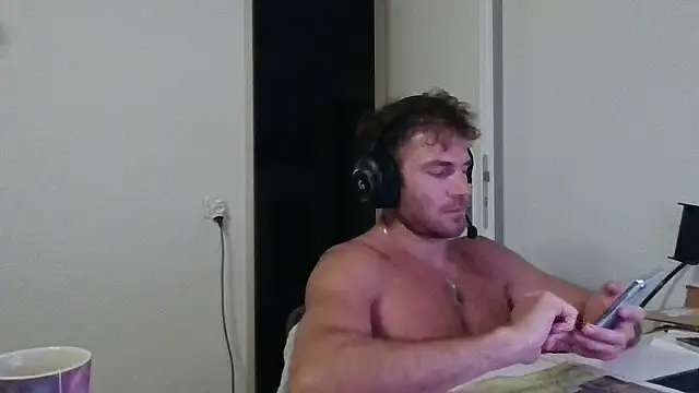 alpha-hunk – Naživo XXX chat