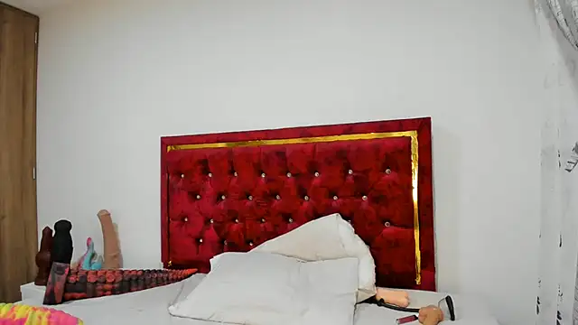charlloteevans_X Chat XXX in diretta