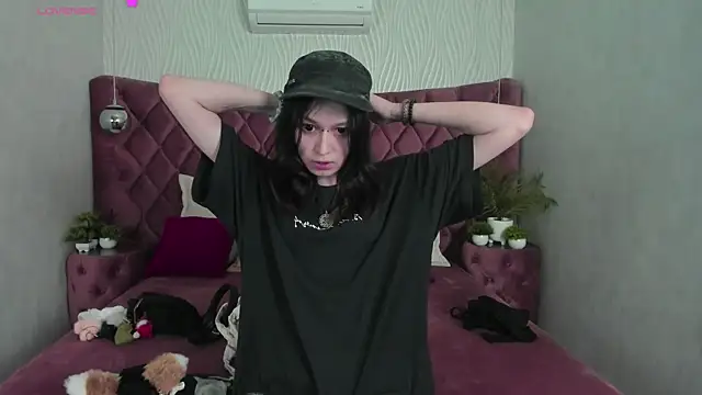 AriettiHamoen Live XXX chat