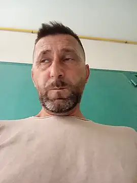 BZH45: онлайн-секс-чат
