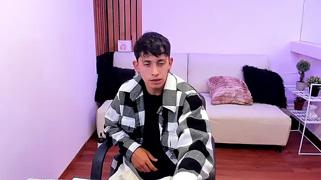 Онлайн чат XXX Kei_23