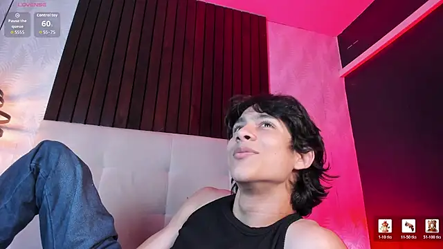 Cheys_Mast live XXX chat
