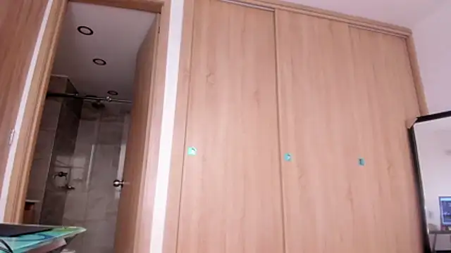 barbie_ds XXX чат на живо