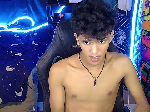 hugekenbigcock লাইভ XXX চ্যাট