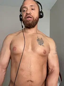 Fathero1time live XXX chat