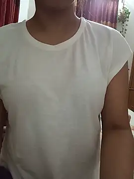 Tanha18 live XXX chat