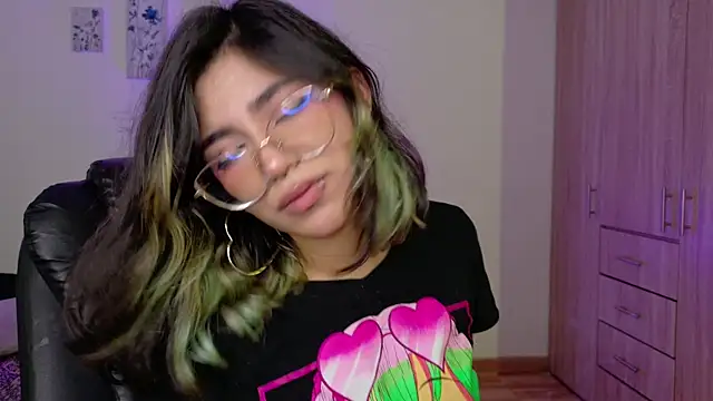 Živý XXX chat Alejaa_storm