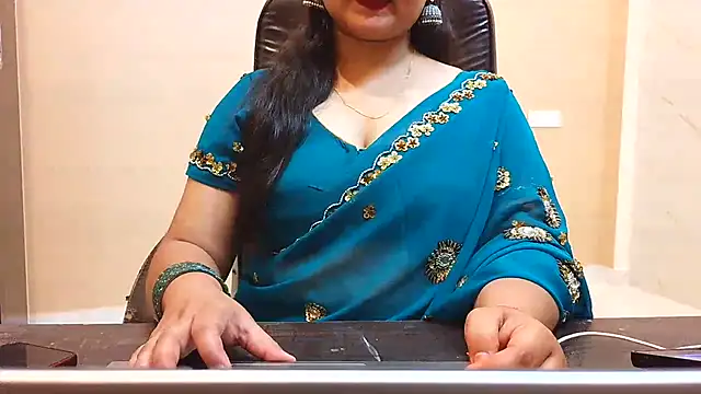 PUCHEJAAN's Live XXX Chat