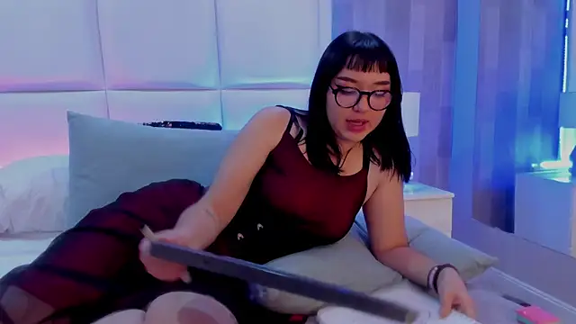 LilithBluum's Live XXX Chat