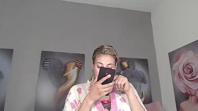 AntonellaBlanc Adlı Modelin Canlı XXX Sohbeti