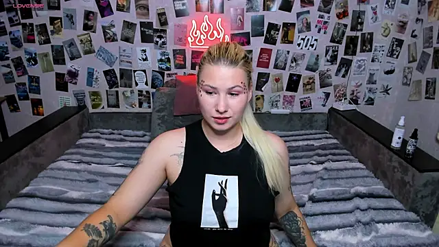 x_Ulya1cutex Adlı Modelin Canlı XXX Sohbeti