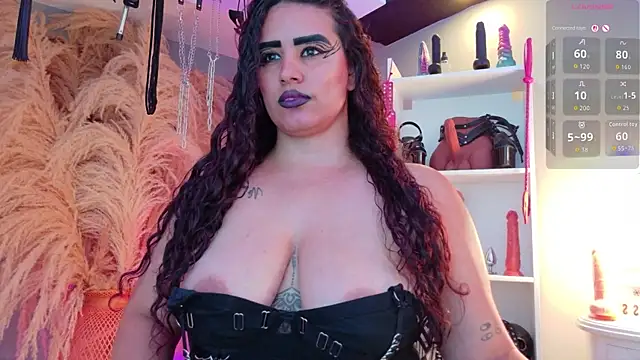 Chat +18 de MariaGaitan ao vivo