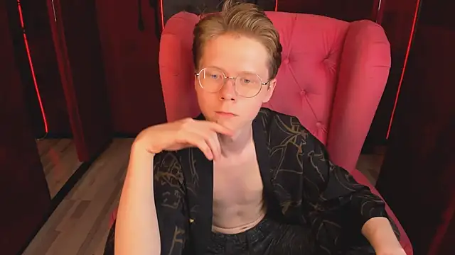 XXX chat uživo modela DanielSanders