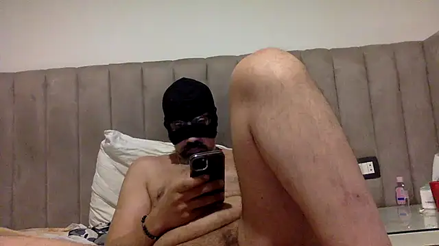 CaiBull's Live XXX Chat