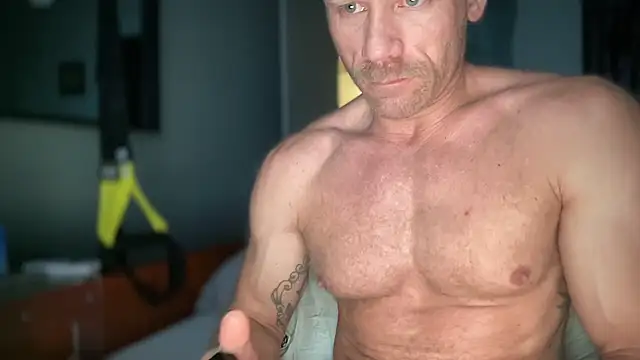 FitStacheDaddy: απευθείας συνομιλία ΧΧΧ