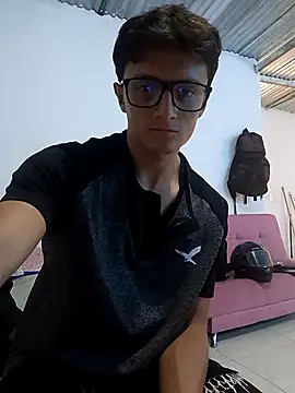 Chat XXX Live Davitfitnosuke